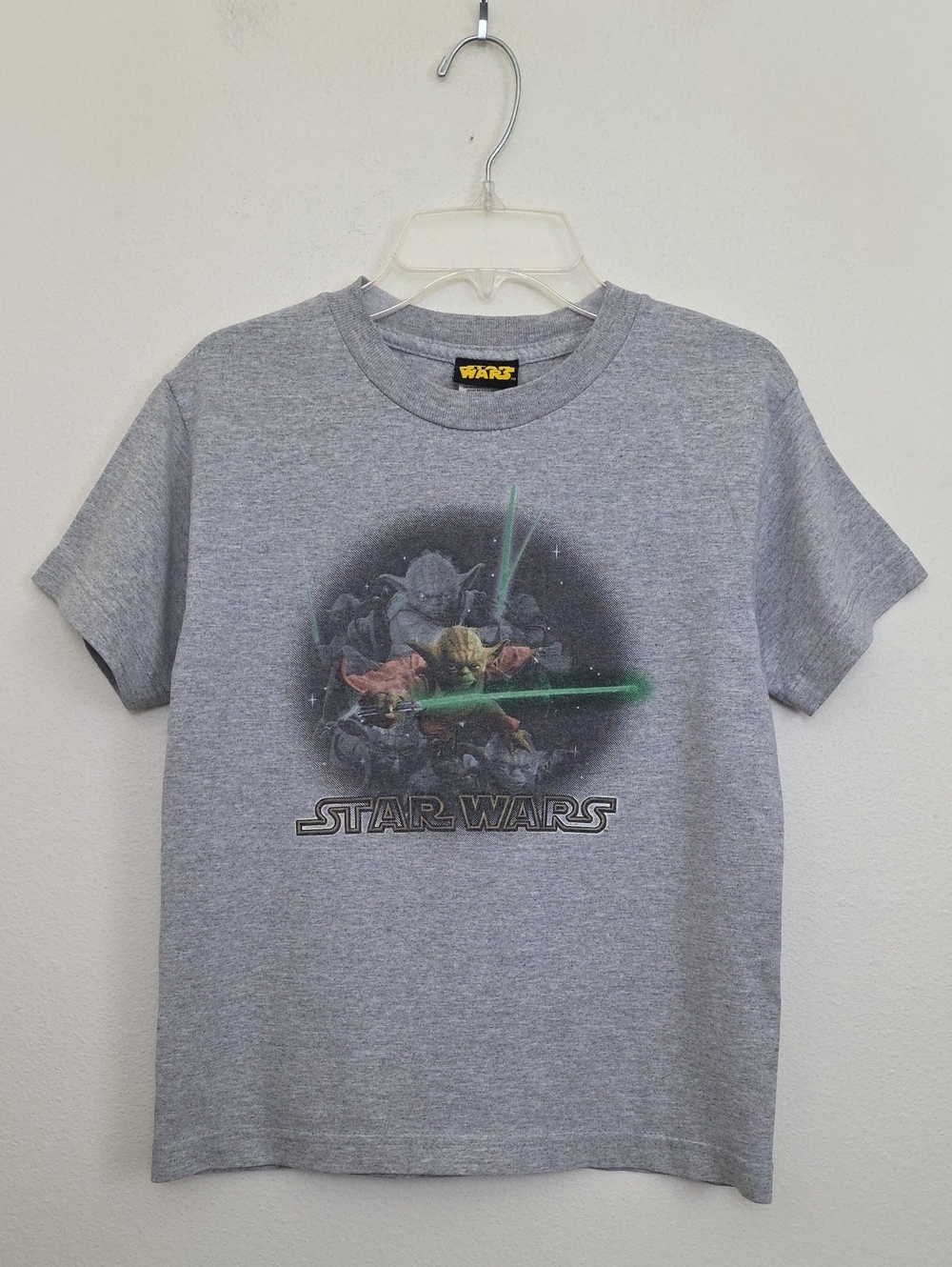 Star Wars Yoda Gray Short Sleeve Graphic T-Shirt Boys S